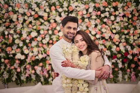 Shahid Afridi Trolled Shoaib Malik By Wishing Him And Sana Javed In An