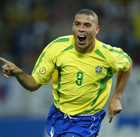 Ronaldo Brasilien Wm Home Trikot Signiert Kaufen Auf Ricardo