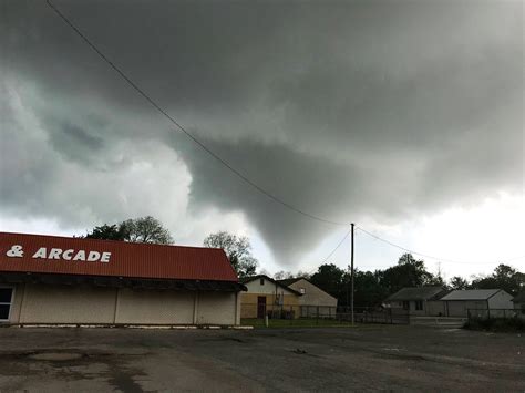 Tornadoes On Land