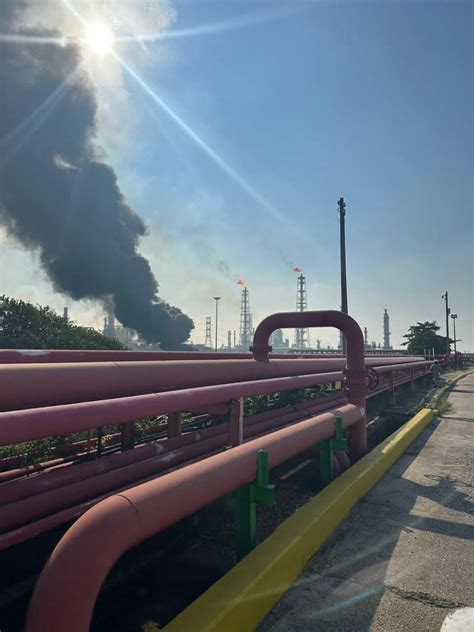 Incendio En La Refinería Lázaro Cárdenas De Minatitlán La Jornada