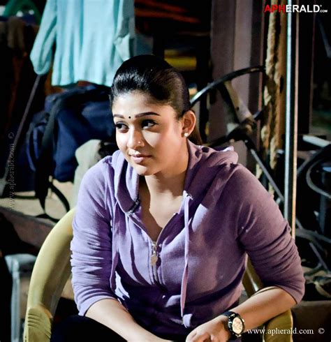 Nayanthara Hot Navel Stills
