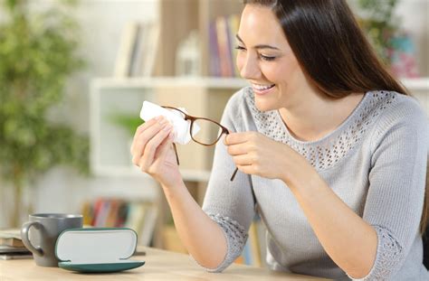 How To Clean Your Eyeglasses Total Vision La Mesa