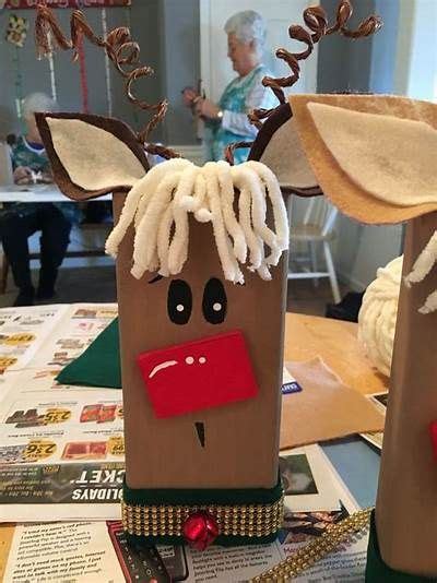 Vintage Hand Made Wood Reindeer Christmas Crafts Diy Christmas