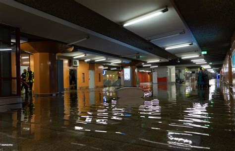 Flughafen und Bahnhöfe nach schwerem Unwetter in Frankfurt unter Wasser