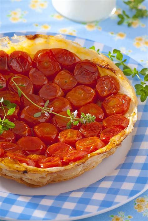 Cherry Tomato Puff Pastry Tart License Image 295650 Image Professionals