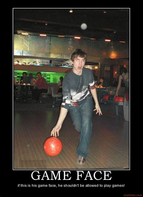 Dunia Dalam Gambar: Bowling (lucu)