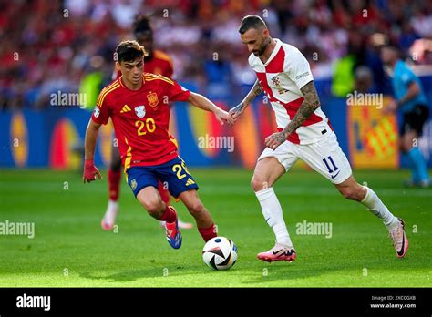 Pedri Spanien Nationalmannschaft Euro Marcelo Brozovic