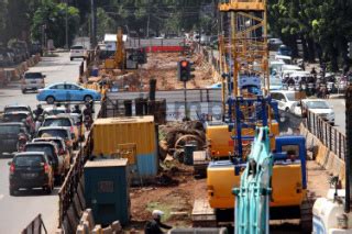 Proyek Pembangunan Jalan Layang Tendean Ciledug DATATEMPO