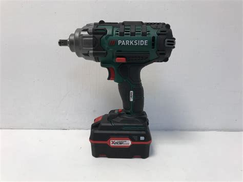 Parkside V Cordless Vehicle Impact Wrench