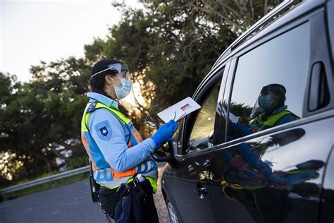 Visão Psp Na Estrada Em Operação Para Fiscalizar Condução Sob Efeito