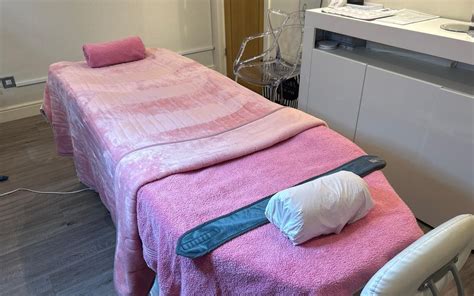 Massages In Weybridge Surrey Treatwell