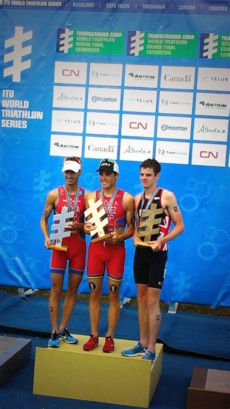 Javier Gomez Conquista O Tetracampeonato Mundial De Triatlo Surto