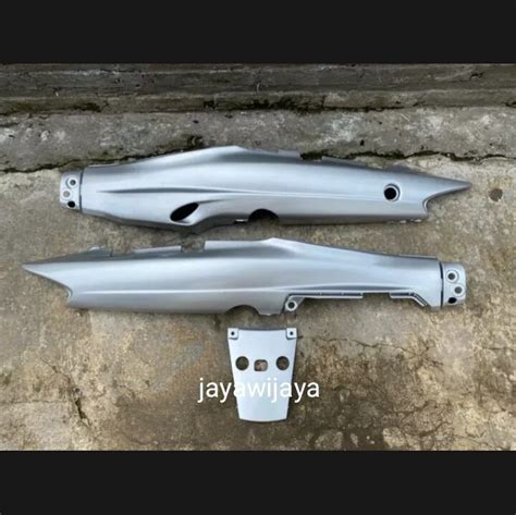 Cover Body Yamaha Fiz R Vega Lama Warna Abu Abu Merah Biru Kuming Set