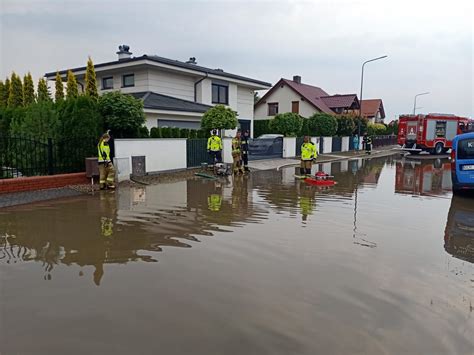 Burze Nad Polsk Stra Acy Interweniowali Blisko Razy Remiza Pl