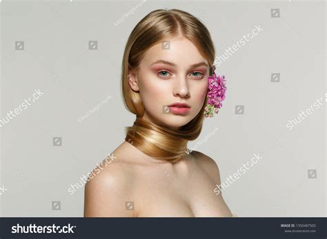 Attractive Girl Blonde Hair Naked Shoulders Stock Photo 1350487505 Shutterstock