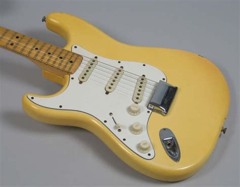 1975 Fender Stratocaster LEFT Handed