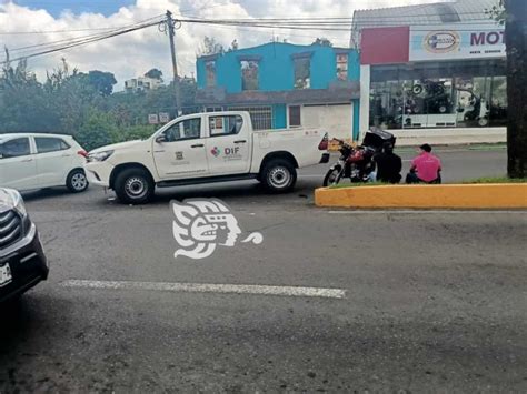 En Diferentes Avenidas De Xalapa Accidentes Viales Dejan Da Os Materiales