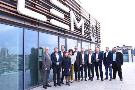 LEM on LinkedIn: #powerelectronics #semiconductor #bringyourspark