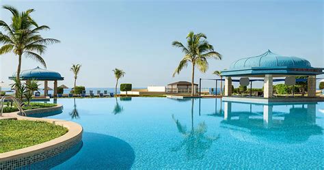 Hotel Wyndham Garden Mirbat Zima 2022 2023 Salalah Omán CK Blue