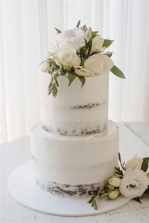 The Honest Truth About Naked Wedding Cakes From A Baker Whos Seen It All