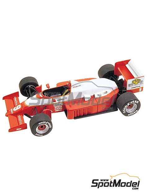 Tameo Kits Tmk055 Car Scale Model Kit 143 Scale Zakspeed Zk861