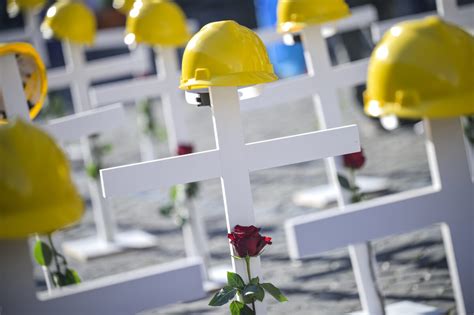 Morti bianche in Campania è strage dall inizio dell anno 91 morti