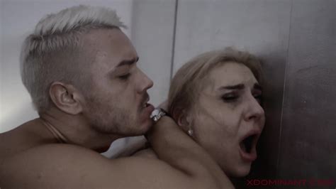 Hard Anal Fucking For Glamorous Blonde Who Also Likes Give Rimming