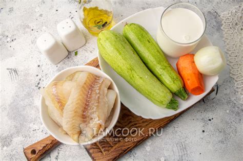 Рыба (филе минтая) с кабачком на сковороде — рецепт с фото пошагово