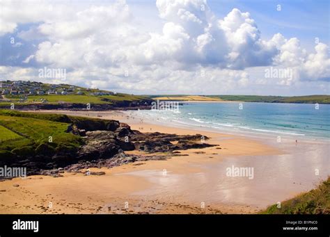 Polzeath beach hi-res stock photography and images - Alamy