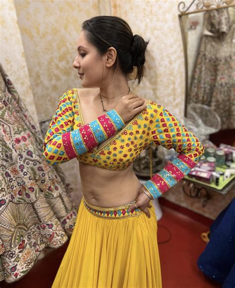 Real Milf Body Of Puja R Indiancelebhotscenes