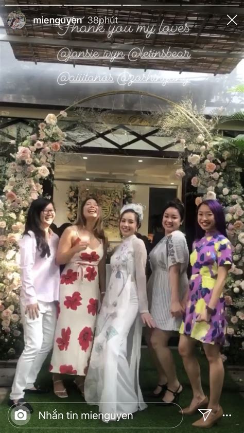 Mie Nguyễn làm đám hỏi với bạn trai hot girl diện áo dài trắng xinh