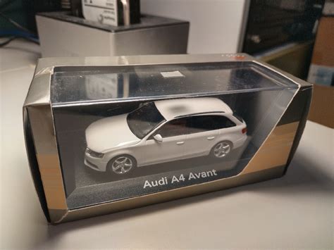 Audi A Avant B Minichamps Bia Y Gorz W Wielkopolski Kup