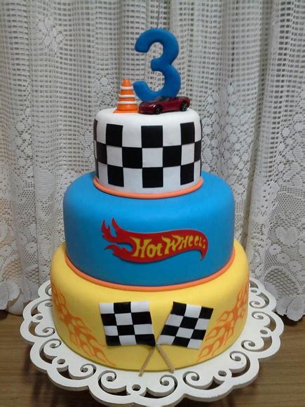 bolo cenográfico Hot Wheels no Elo Planeta Bolo D