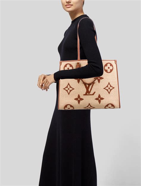 Louis Vuitton Monogram Raffia Onthego Gm Brown Totes Handbags Lou413803 The Realreal