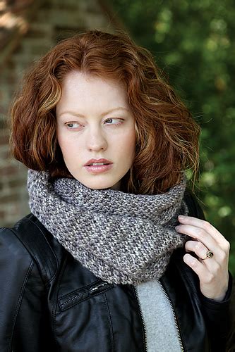 Ravelry Jessica Infinity Cowl Pattern By Christine Boggis