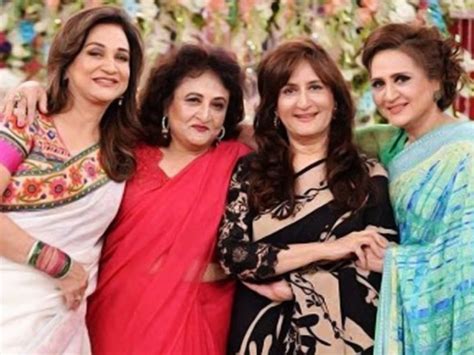 Bushra Ansari And Asma Abbas Sister Passed Away Showbiz Pakistan