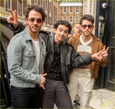 Jonas Brothers Announce Second Yankee Stadium Concert While in London: Photo 4919414 | Joe Jonas ...