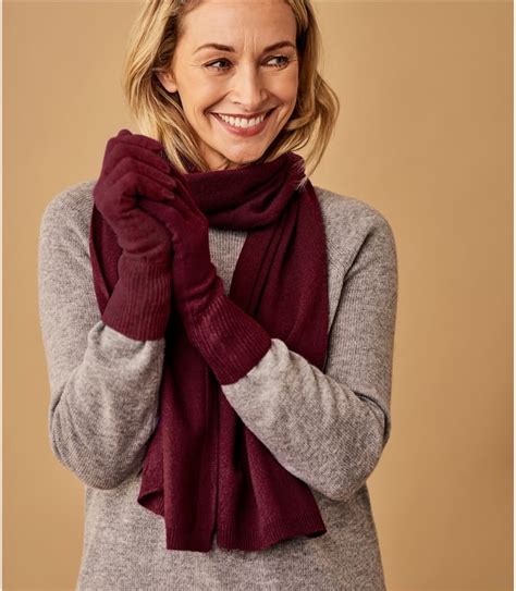 Plum Womens Classic Cashmere And Merino Gloves Woolovers Uk