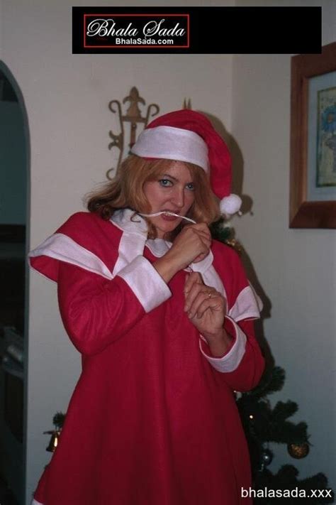 Amazing Cutie Showing Her Sexy Body In Black Lingerie Photos