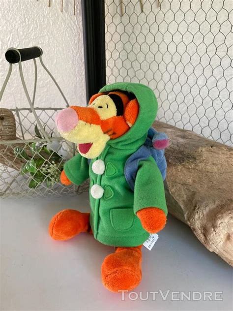 Peluche Doudou Tigrou Sac À Dos Bourriquet Disneyland Haut Paris 75001