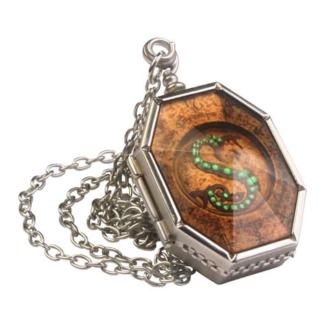 Harry Potter Film Replica Salazar Slytherin`s Locket In Display Case ...