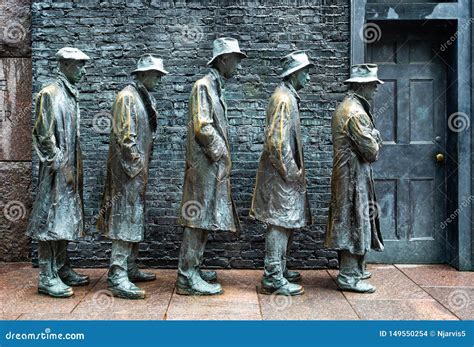 Statues Depicting the Great Depression in the 1930s in the Franklin ...