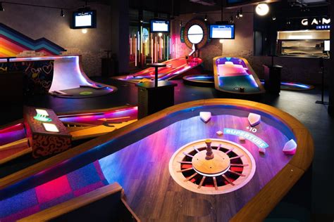 High Tech Mini Golf Bar Puttshack Opens In Edina On Wednesday Bring