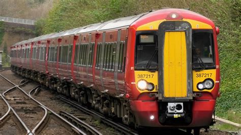 Gatwick Express Class 387 2s 387217 387223 387206 Pass Preston Park For Brighton Youtube