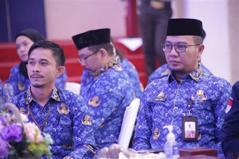 Pj Gubernur Sulbar Bupati Polman Dan Kadisnaker Sulbar Hadiri