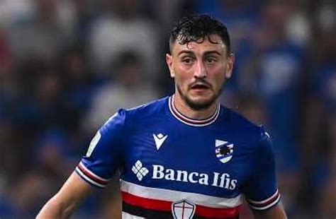 Sampdoria Intervento Chirurgico Di Successo Per Gennaro Tutino