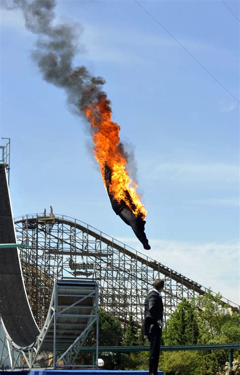 Europa Park Stellt Neue High Dive Show „acrosplash 2014 Vor