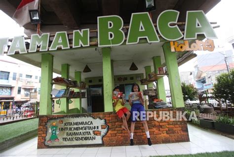 Menengok Taman Baca Kolong Jembatan Ciputat Republika Online