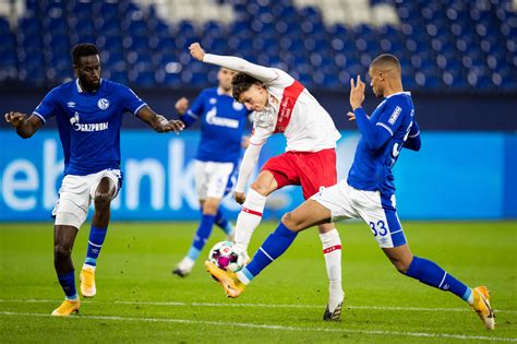 Einzelkritiken Zum Remis Gegen Den Fc Schalke Ruhepol Gonzalo