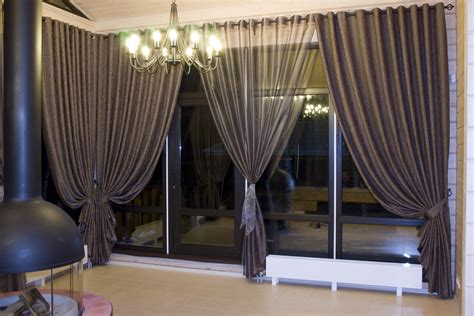 Шторы На Большое Окно В Зал Фото – Telegraph
